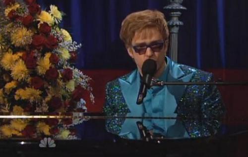 Justin Timberlake imita Elton John al SNL (video)