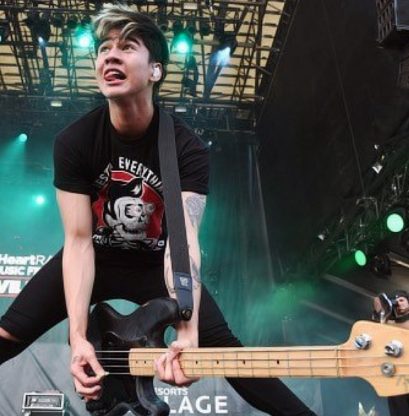 calum hood