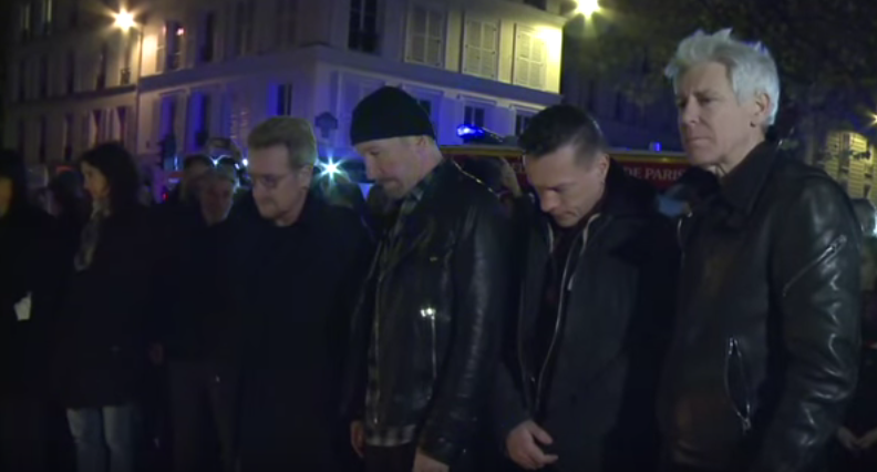 Attentati a Parigi: U2, Coldplay, Foo Fighters, la musica si ferma nel dolore