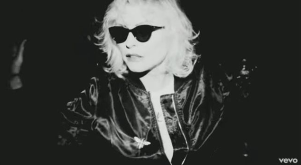 Blondie, Long Time: TESTO